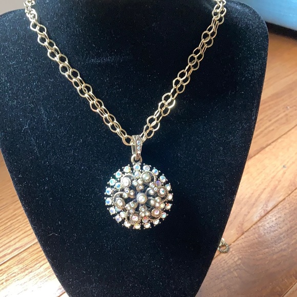Sweet Romance Jewelry - Stunning Sweet Romance USA necklace